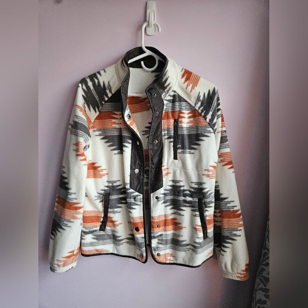 Stylish Fall Winter Patterned Jacket with Snap Buttons